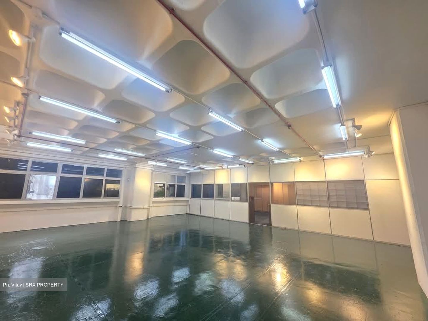 Valiant Industrial Building (D13), Factory #531147711